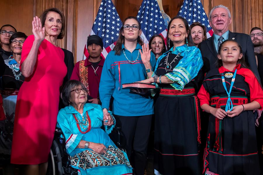 Deb Haaland Congreso EEUU Mujeres Nativas